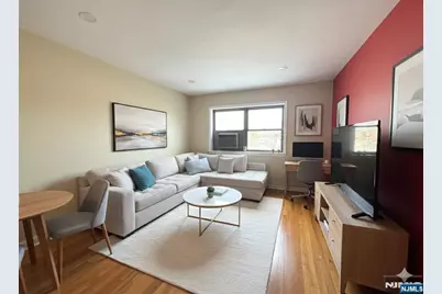 3091 Edwin 4G #4G, Fort Lee, NJ 07024 - Photo 2