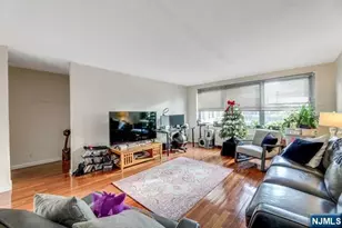 2100 Linwood Ave 2N, Fort Lee, NJ 07024 - Photo 4