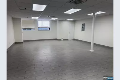 111 Charlotte Place 104 #104, Englewood Cliffs, NJ 07632 - Photo 2