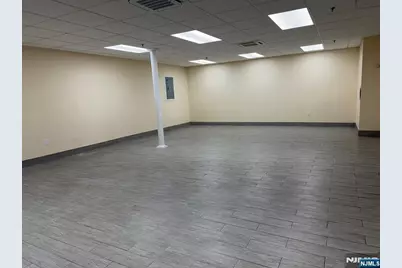 111 Charlotte Place 104 #104, Englewood Cliffs, NJ 07632 - Photo 4