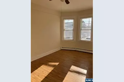 433 Lanza Avenue Apt 3 #Apt 3, Garfield, NJ 07026 - Photo 10