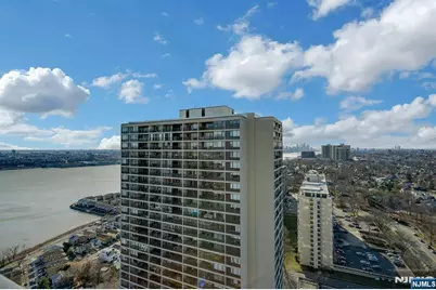 6 Horizon Road 2602 #2602, Fort Lee, NJ 07024 - Photo 2