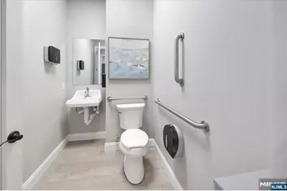 2 Forest Avenue A #A, Paramus, NJ 07652 - Photo 18