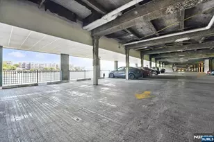 252 The Promenade 9-252, Edgewater, NJ 07020 - Photo 28