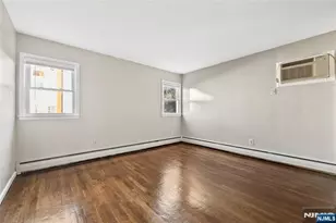 52 Tremont Terrace, Irvington, NJ 07111 - Photo 18