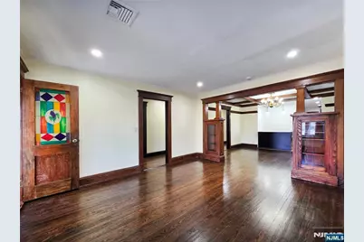 18 Bergen Avenue, Ridgefield Park, NJ 07660 - Photo 2
