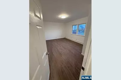 381 Terrace Avenue 1 #1, Hasbrouck Heights, NJ 07604 - Photo 8