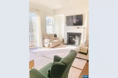 33 Parkside Lane 33 #33, Teaneck Township, NJ 07666 - Photo 8