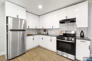 13 Orange Pl, Irvington, NJ 07111 - Photo 10