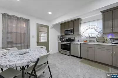 188 Luddington Avenue, Clifton, NJ 07011 - Photo 12