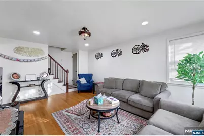 188 Luddington Avenue, Clifton, NJ 07011 - Photo 2