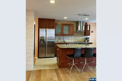 300 Winston Drive 2301 #2301, Cliffside Park, NJ 07010 - Photo 2