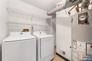 581 Holly Ct, Mahwah, NJ 07430 - Photo 14