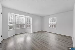 581 Holly Ct, Mahwah, NJ 07430 - Photo 16