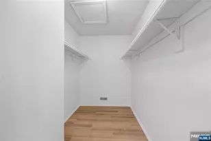 581 Holly Ct, Mahwah, NJ 07430 - Photo 18