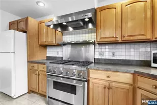 234 Cliff Street 2, Cliffside Park, NJ 07010 - Photo 8