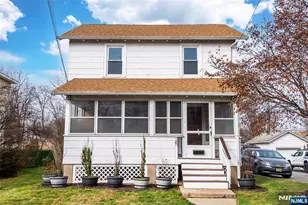 25 Dodd Rd, West Caldwell, NJ 07006 - Photo 2