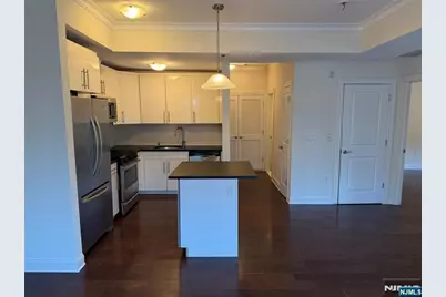 2001 Hudson Terrace 305 #305, Fort Lee, NJ 07024 - Photo 1