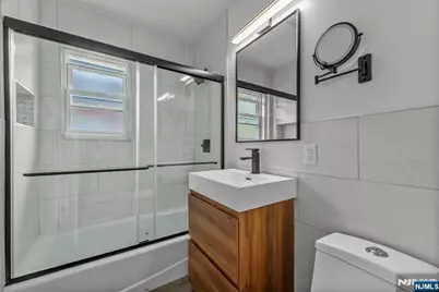 313 Grantwood Boulevard Apt 10 #Apt 10, Palisades Park, NJ 07650 - Photo 18