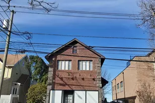 611 Bergen Blvd, Ridgefield, NJ 07657 - Photo 1