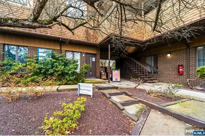 180 Old Tappan Road, Old Tappan, NJ 07675 - Photo 2