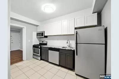 819 Bloomfield Avenue 1 #1, Montclair, NJ 07042 - Photo 14