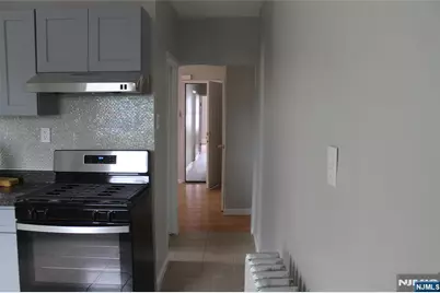 232 Sherman Avenue, Newark, NJ 07114 - Photo 6