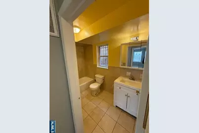 358 Hawthorne Avenue 356 #356, Newark, NJ 07112 - Photo 8