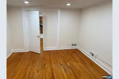 41 Wood Street 2nd Fl #2nd FL, Rutherford, NJ 07070 - Photo 8