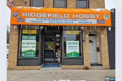 508 Broad Avenue, Ridgefield, NJ 07657 - Photo 2