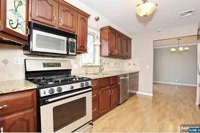 16 Maple Avenue, South Hackensack Township, NJ 07606 - Photo 8