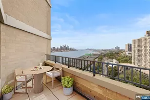 7002 Blvd East 32F, Guttenberg, NJ 07093 - Photo 2