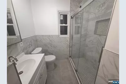 413 Farnham Avenue, Lodi, NJ 07644 - Photo 10