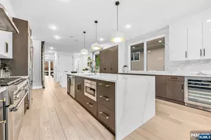 38 Hudson Ave, Edgewater, NJ 07020 - Photo 18