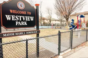 441 Westview Pl, Fort Lee, NJ 07024 - Photo 22