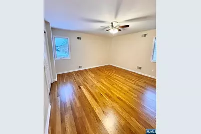 57 Franklin Street 2nd Floor #2nd floor, Elmwood Park, NJ 07407 - Photo 16