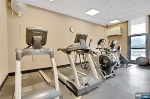 5 Horizon Road 403, Fort Lee, NJ 07024 - Photo 22