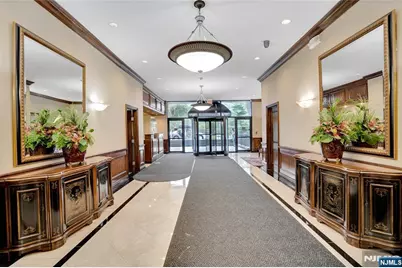 5 Horizon Road 403 #403, Fort Lee, NJ 07024 - Photo 2