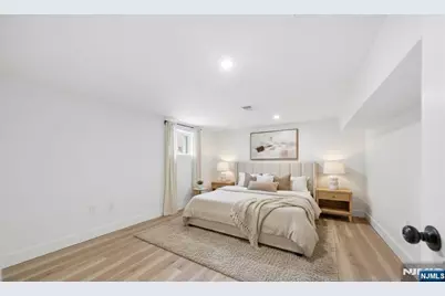 189 Oraton Parkway, East Orange, NJ 07017 - Photo 20