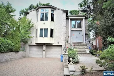 39 Irving Avenue, Englewood Cliffs, NJ 07632 - Photo 1