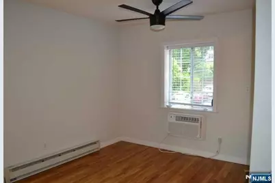 27-33 Corsa Terrace 11B #11B, Ridgewood, NJ 07450 - Photo 8