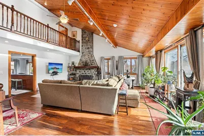 197 Point Breeze Drive, West Milford, NJ 07421 - Photo 8