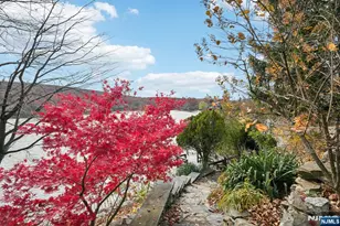 197 Point Breeze Dr, West Milford, NJ 07421 - Photo 42