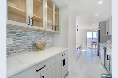 377 S Harrison Street 9L #9L, East Orange, NJ 07018 - Photo 2