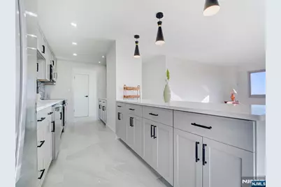 377 S Harrison Street 9L #9L, East Orange, NJ 07018 - Photo 1