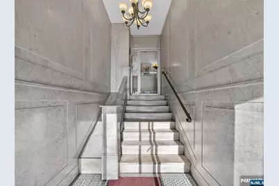 18 74th Street B5 #B5, North Bergen, NJ 07047 - Photo 4