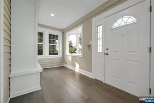 25 Marinus St, Rochelle Park Township, NJ 07662 - Photo 2