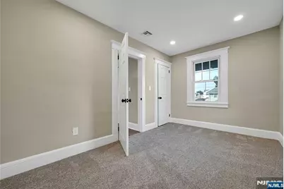 25 Marinus Street, Rochelle Park Township, NJ 07662 - Photo 12