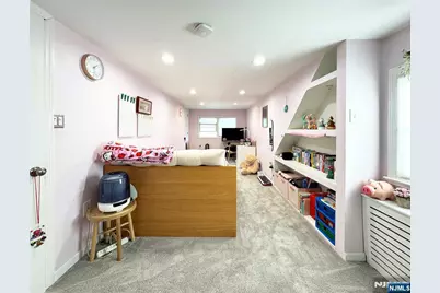 1037 Carnation Drive, New Milford, NJ 07646 - Photo 24