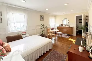 1037 Carnation Dr, New Milford, NJ 07646 - Photo 10